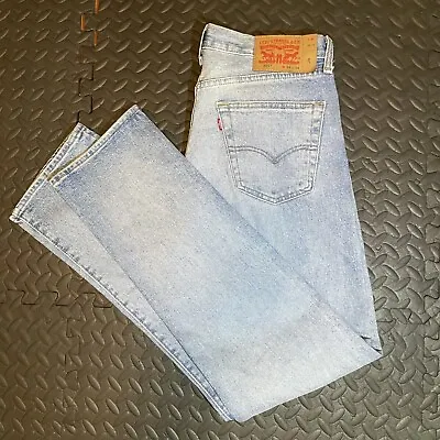 Levi’s Men 501 Button Fly 34/34 • $22.98