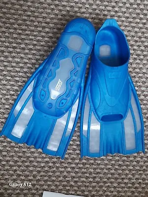 Zoggs Swimming Fins Short Blade Flippers size 37-38 • £14.99