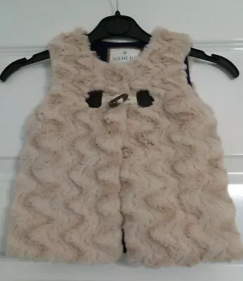 MATALAN Baby Girl Ivory Fur Gilet Size 18-23 Months • £2.99