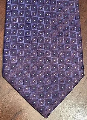 Van Heusen Purple Hand Made 100% Polyester Men’s Neck Tie Made In China • $12.99