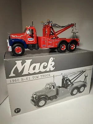 1/34 First Gear Mobil Gas 1960 Mack B Wrecker #19-2448 • $69