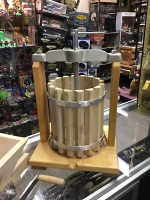 $99.99 • Buy Brand New Wood & Iron Fruit Grape Wine Apple Cider Press