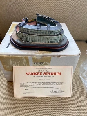 $125 • Buy Danbury Mint YANKEE STADIUM Stadium Replica NEW YORK YANKEES Baseball W/Box