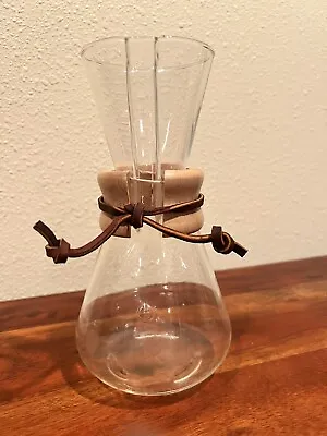 VINTAGE Pre-owned 9” Tall CHEMEX Pyrex POUR OVER DRIP Glass COFFEE MAKER Carafe • $32.99