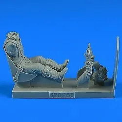 Aerobonus 320130 1/32 USAF P47 Thunderbolt WWII Pilot W/Ejection Seat • $19.99