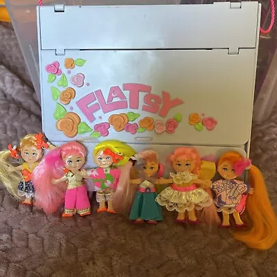 Vintage JusToys Flatsy Playhouse Pocketbook & Furniture  & 6 Dolls • $20