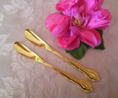 VINTAGE RODD GOLDEN GLORY BUTTER PATE KNIVES X2 GOLD PLATED 14.5CM C-MORE LISTED • $34.99