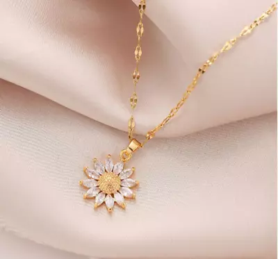 Gold Plated Stainless Steel Daisy Flower Pendant Necklace Women Jewellery UK • £3.99