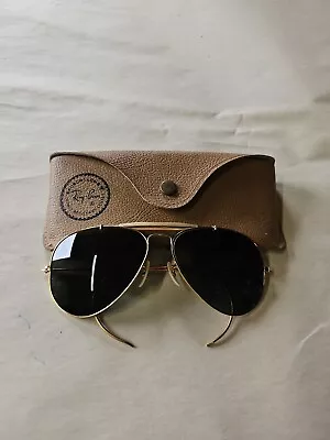 Vintage Ray Ban Aviator Sunglasses • $52