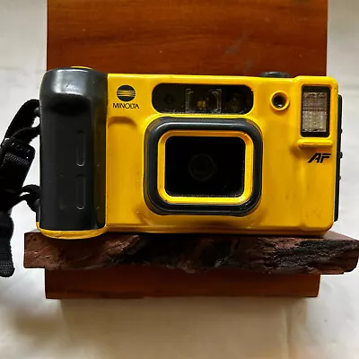 Minolta Weathermatic DUAL 35 Underwater 35mm Camera Vintage FOR PARTS REPAIR • $26.95