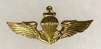 Brazilan Marine Corps / Navy Airborne / Para Jump Wing Badge • $35