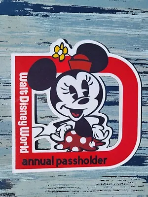 Walt Disney World Annual Passholder Minnie Mouse Magnet 2022 (copy) • $6