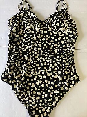 NEW Isabel Womens Maternity Swimsuit Bathing Suit Size XL Black Beige One Piece • $24.99