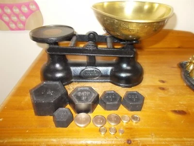 £24.99 • Buy Salter  Cast Iron / Brass Kitchen Scales With A Set Of 13 Metric Weights