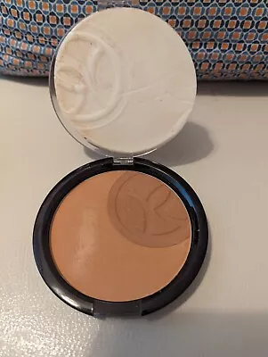 Yves Rocher Bronzer Limited Edition  • £9.99