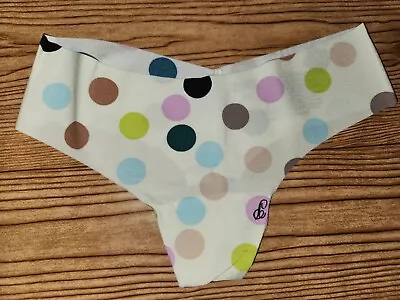 Victoria's Secret PINK No Show Thong Panties Size Small Color Cream Polka-dot  • $13.43