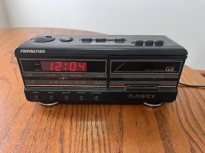 Vintage Retro Soundesign AM FM Clock Radio Cassette Player • $18