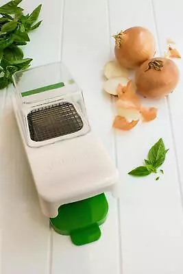 Alligator Fruit & Vegetable Chopper With Collector • $67.49