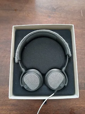 £65 • Buy B&O Headphones Beoplay H2 Silver Cloud Grey
