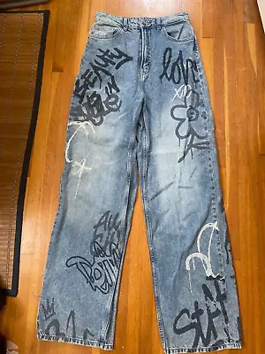Divided (H&M) Blue Jeans With Painted Design Flare Wide Leg Boho High Rise Sz 4 • $24.90