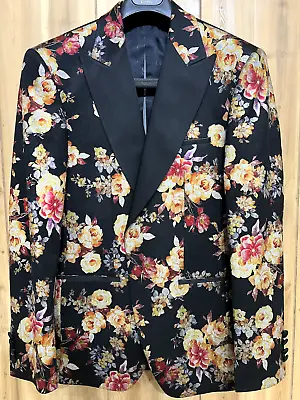 Menswear ECollection Vintage Floral Print Tuxedo Jacket • $149.99