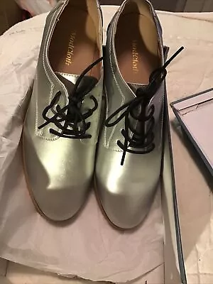 Modcloth Silver Color Oxford Shoes Women Size 9 New With Box (Box Damaged) • $41