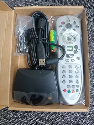 Media Centre Receiver + RC6 Remote Control  • £11.99