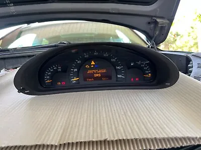 Mercedes-Benz DIESEL W203 220CDI Instrument Cluster • $50