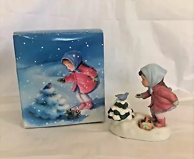 VTG 1986 Avon  We Wish You A Merry Christmas  Musical Porcelain Figurine • $12.99