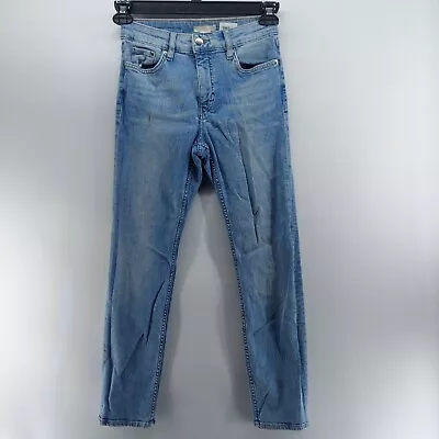 H&M Jeans Women's Size 6 Classic Everyday Wear Mid Rise Light Blue Straight Leg • $18