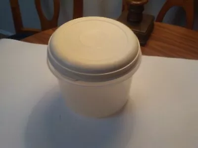 Vintage Rubbermaid Servin' Saver 10 Cup • $12.99