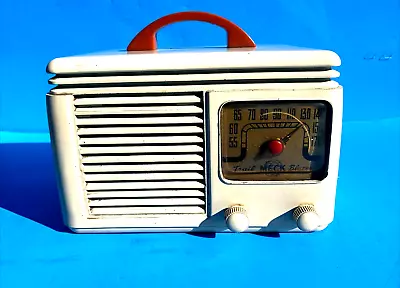 Meck Trail Blazer Tube Radio Late 1940's Model 5C5-P-12 • $39.95