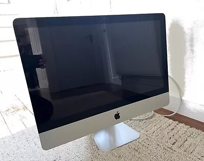 Apple IMac 21.5 Inch All-in-One Desktop - MC309DA (2011) • £50