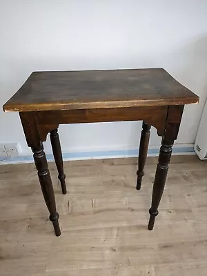 Antique Oak Small Side Table With Turned Legs  • £45