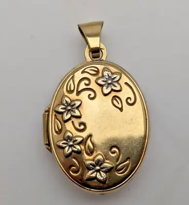 9Ct Gold Locket Pendant Floral Engraved Photo Oval Locket - 9Ct Yellow Gold • £85.50
