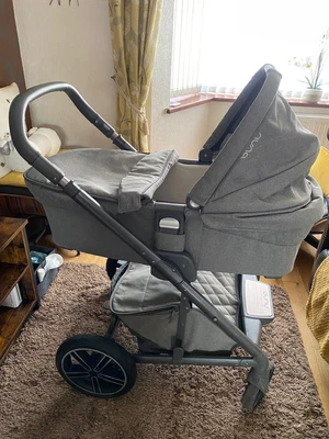 £200 • Buy Nuna Mixx Next Travel System