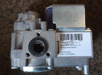 Honeywell VK8115V 1036 4 Used Replacement Gas Valve • £24.50