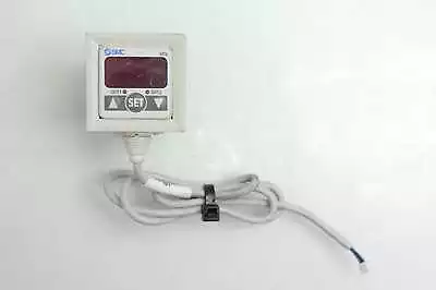 SMC ZSE40-C4-30-M Digital Vacuum Pressure Switch 24VDC 10.0-101.3kPa • $21.24