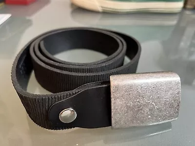 Moore & Giles Laser Belt Black Matte Nickel Buckle Size 40 X 1  1/4 Inch Width • $79.99