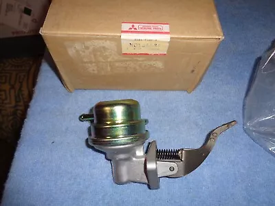 NOS Mitsubishi Manual Fuel Pump MD138586 OEM • $24.99