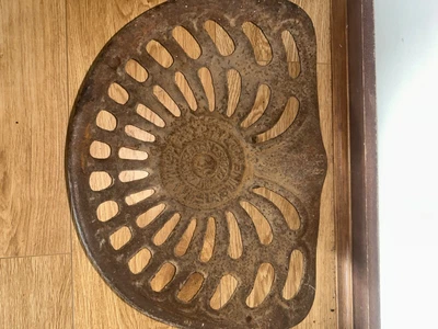 $500 • Buy Mitchell And Co Farm Seat