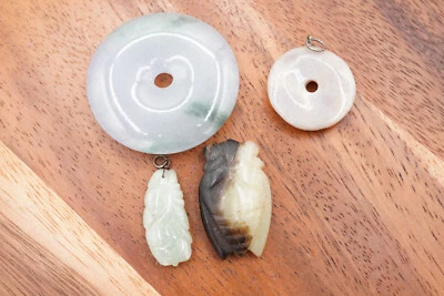 $5.50 • Buy Vintage Jade Carved Cicada Pendant Round Pendants Lot 87.0 Grams 4pcs 1.25-2 