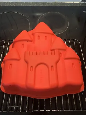 12  Castle Cake Tin 3D Castle Shaped Silicone Cake / Jelly Mould - GBBO!! • £4.50