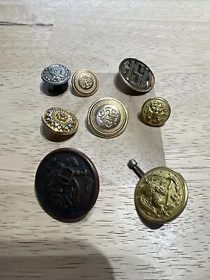 Assorted Vintage Military Buttons 8 Pieces • $6.99