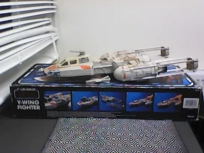 Y Wing Fighter. Red. The Vintage Collection 2011. Hasbro. Return Of The Jedi. • £140