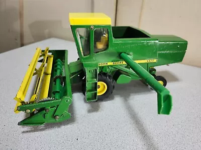 Vintage Ertl 1/28 Scale John Deere 6600 Combine • $99