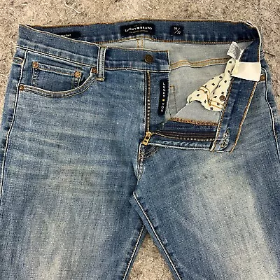 Lucky Brand Jeans Mens 34x32 Blue Medium Wash 221 Original Straight Leg Fit • $19.95