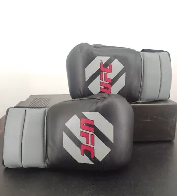 UFC Boxing Gloves L XL 16 Oz Black Sparring MMA Fighting Boxing Martial Arts EUC • $18.88