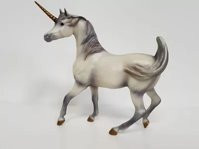 Breyer Rare Traditional Unicorn-Lavinia • $19.50