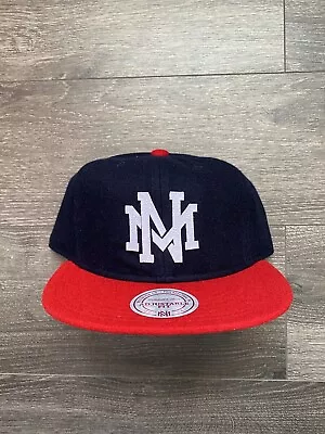 Mitchell & Ness Interlocked Logo Leather Strapback Hat • £15